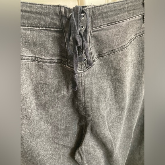 We the Free CRVY Lace Up Crop Wide Leg Jeans - Picture 7 of 8